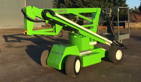 a nifty lift Bi-Energy boom lift for low level access